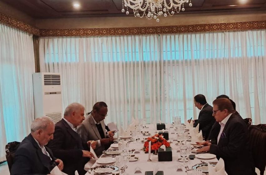  Pakistan and Iran Envoys Discuss Afghanistan’s Affairs in Islamabad