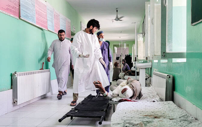  WHO: Afghanistan’s Health System Is at Risk of Collapse Without Urgent Funding