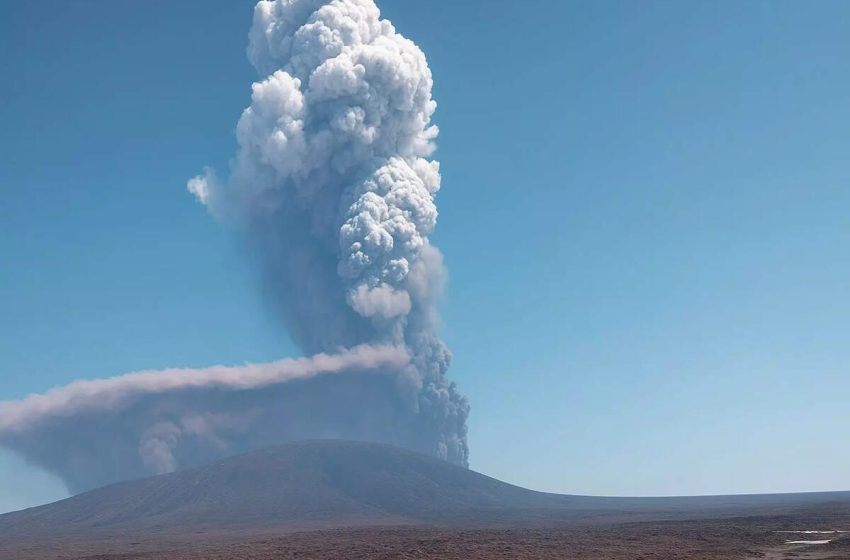  Ethiopia’s Long-Dormant Hayli Gubbi Volcano Erupts, Disrupts Flights Across Regions